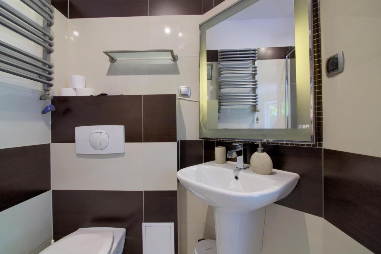 شقة Apartament Bursztyn 2 سفينويتشي المظهر الخارجي الصورة